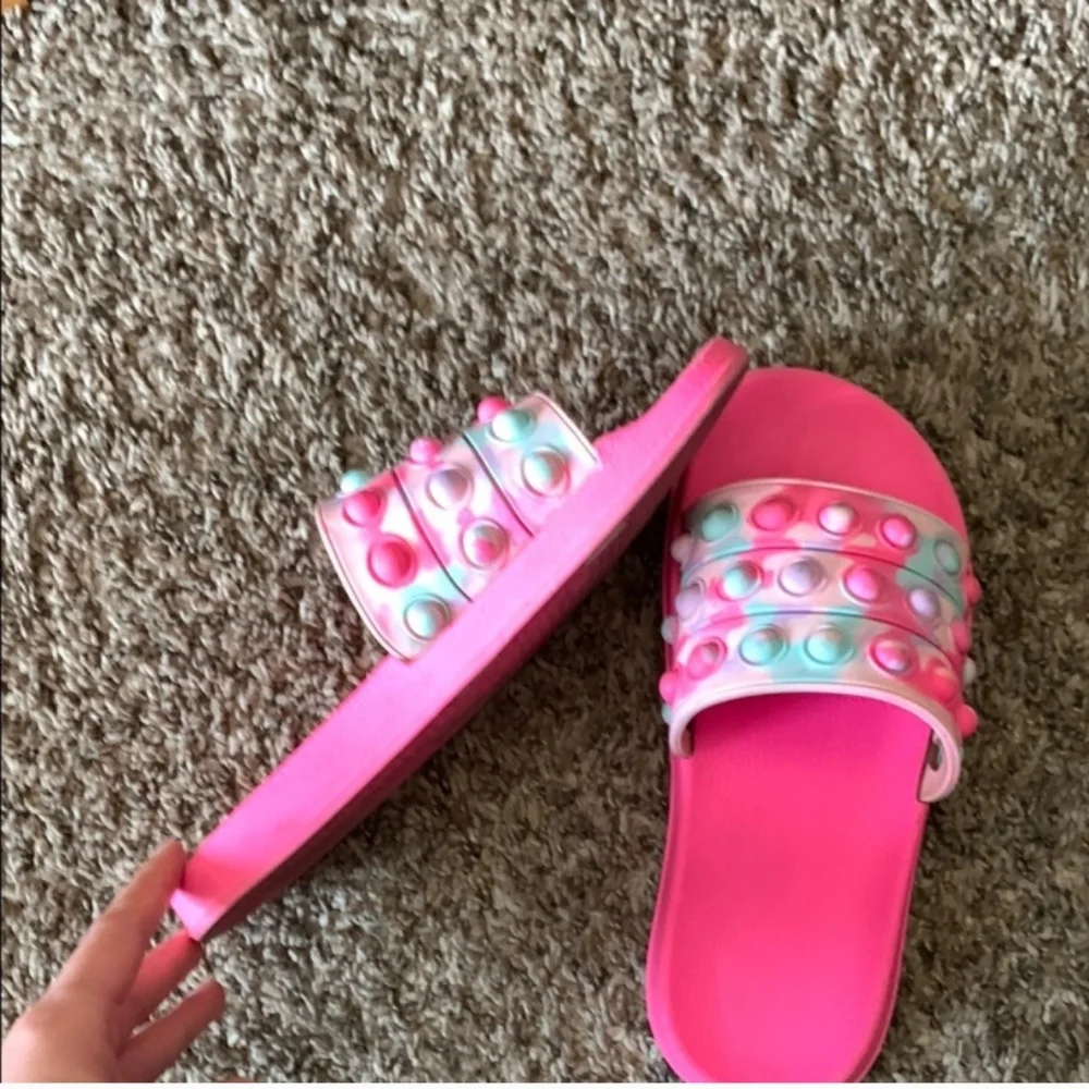 Girls youth sz 5/6 POP IT sandals!!!